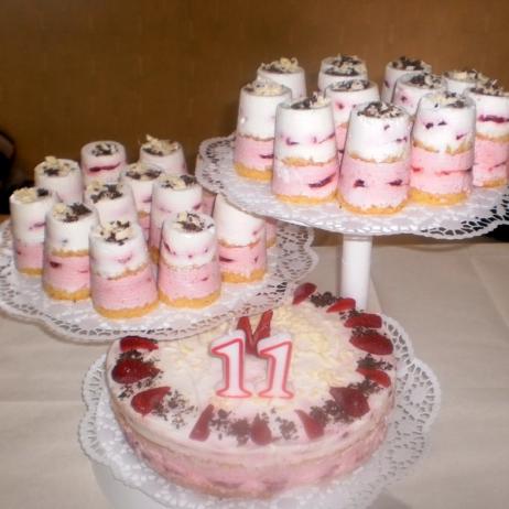 Jagodasto kremasta torta